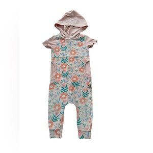 Rags Size 18-24 Months Short Sleeve Hooded Peek
Floral Pocket Romper